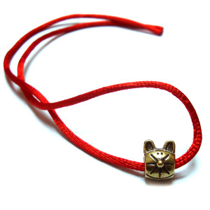 Красная нить на запястье №14KN