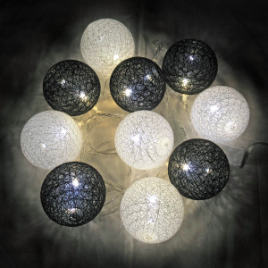 Светодиодная гирлянда "Хлопковые шарики" белая с черным №NC-27