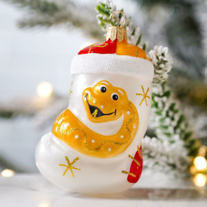 Ёлочная игрушка "Змея Шарлотта на валенке" №C838-25