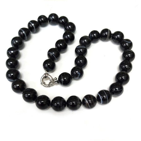 Бусы из агата черного №0092 Бусы из агата черного №0092