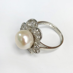 Кольцо с искусственно выращенным жемчугом №20