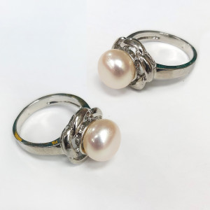 Кольцо с искусственно выращенным жемчугом №27