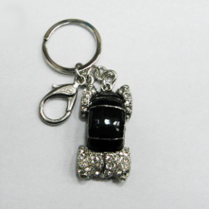 Брелок со стразами "Машина" №1955