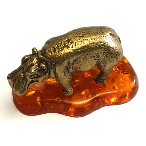 Фигурка из бронзы и янтаря "Бегемот" №1311