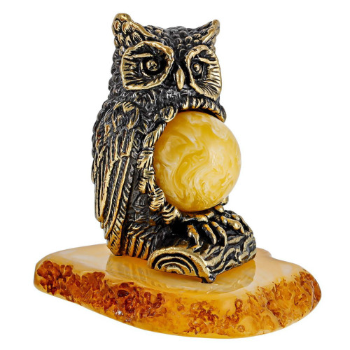 Фигурка из бронзы и янтаря "Птица Филин на пне с шаром" №1303B