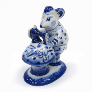 Фигурка Гжель "Мышь швея" №T030