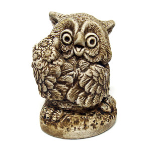 Фигурка из гипса "Сова с букетом" №804