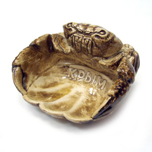 Фигурка-пепельница из гипса "Краб Крым" №831