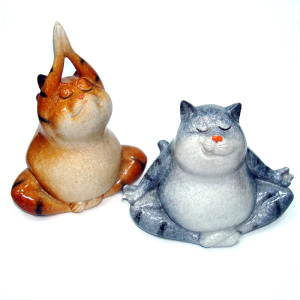 Фигурка из полистоуна "Кот йога" №YX71082