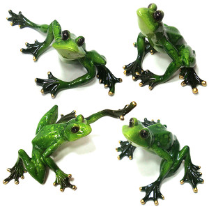 Комплект фигурок из полистоуна "Лягушки" №YX9001