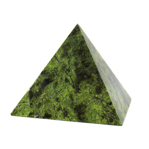 Фигурка пирамида из змеевика №65