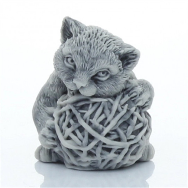 Фигурка из мраморной крошки "Котенок с клубком" №J406 Фигурка из мраморной крошки "Котенок с клубком" №J406