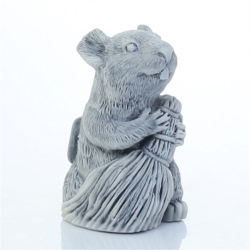 Фигурка из мраморной крошки "Крыса с веником" №J436