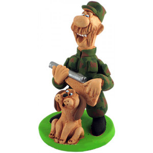 Фигурка из керамики "Охотник с ружьем и собакой" №43-6-1