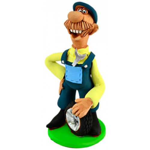 Фигурка из керамики "Автомеханик" №75-19 Фигурка из керамики "Автомеханик" №75-19