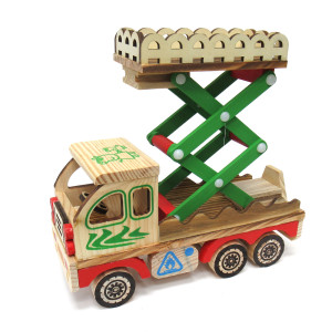 Игрушка из дерева "Машина вышка" №7376-10B