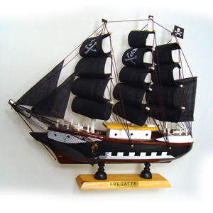 Корабль пиратский №24016