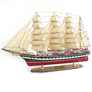 Корабль парусник "Крузенштерн" №51812-100