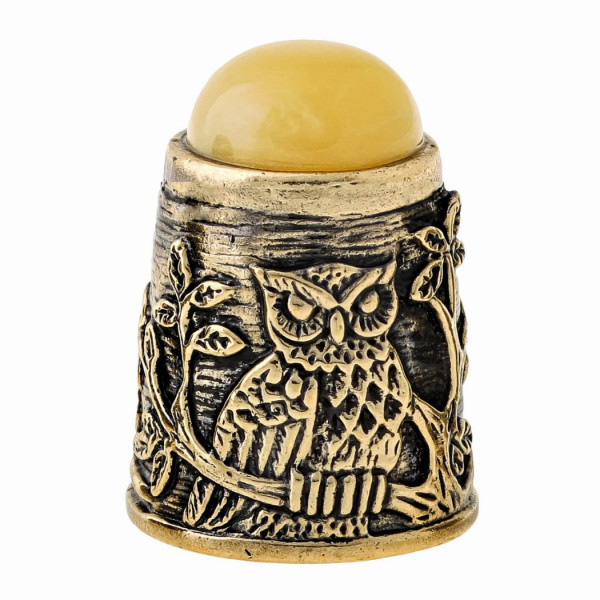 Наперсток из бронзы и янтаря "Сова в лесу с кобошоном" №1472-B Наперсток из бронзы и янтаря "Сова в лесу с кобошоном" №1472-B