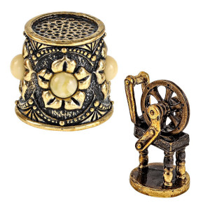 Наперсток из бронзы и янтаря "Ажурный с веретеном" №1904-4B