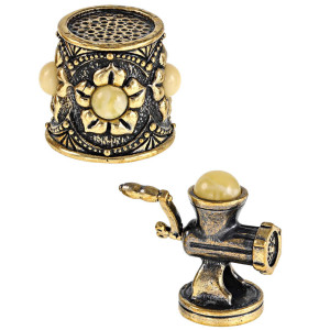 Наперсток из бронзы и янтаря "Ажурный с мясорубкой" №1904-5B