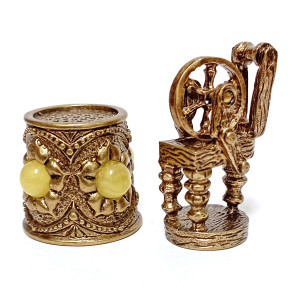 Наперсток из бронзы и янтаря "Ажурный с веретеном" №JN18-19044B