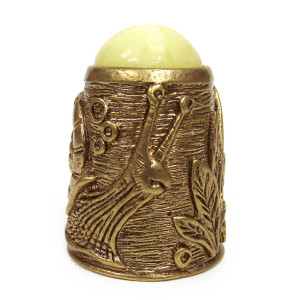 Наперсток из бронзы и янтаря "Улитка с кабошоном" №JN30-1486B