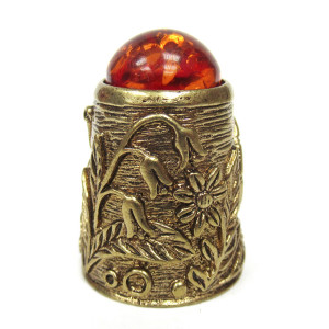 Наперсток из бронзы и янтаря "Улитка с кабошоном" №JN30-1486K