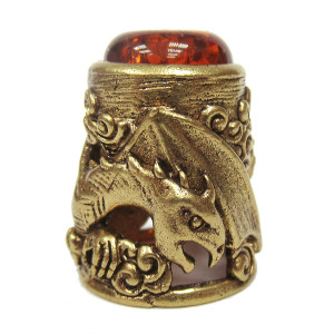 Наперсток из бронзы и янтаря "Дракон с кабошоном" №JN35-1553K
