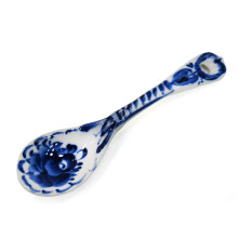 Ложки, подставки под яйцо